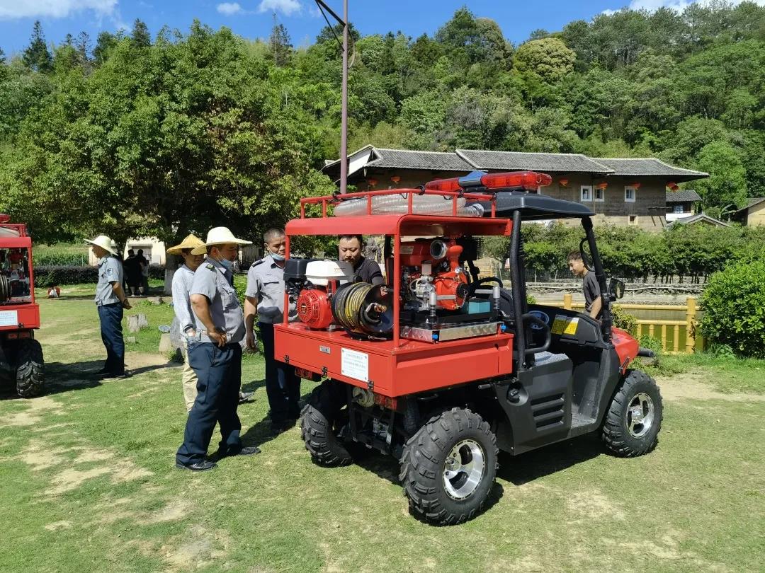斯庫(kù)爾消防摩托車(chē).jpg